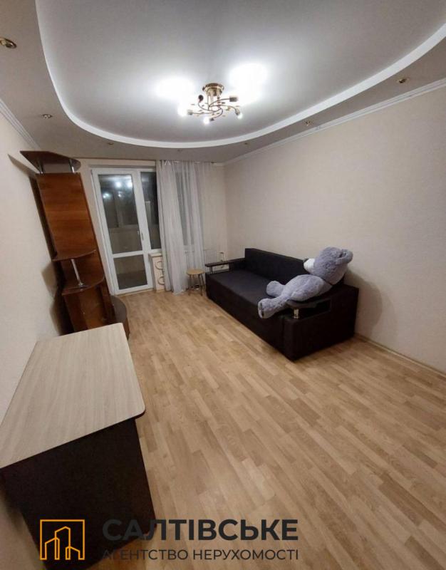 Sale 2 bedroom-(s) apartment 44 sq. m., Heroiv Pratsi Street 4