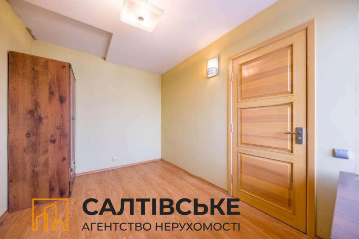 Продаж 2 кімнатної квартири 54 кв. м, Гвардійців-Широнінців вул. 50/29