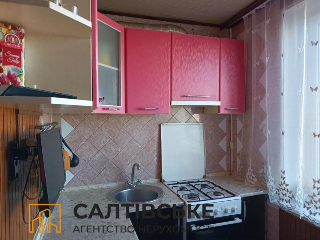 Продаж 3 кімнатної квартири 65 кв. м, Валентинівська вул. (Блюхера) 26