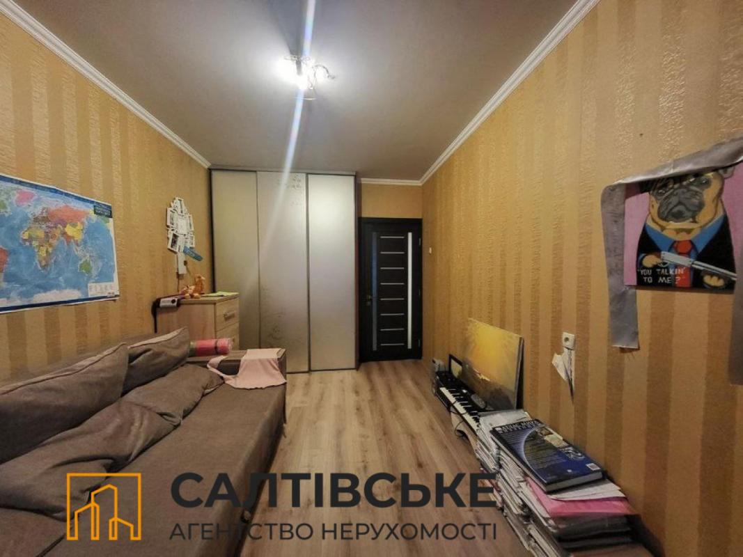 Продажа 3 комнатной квартиры 66 кв. м, Амосова ул. 13