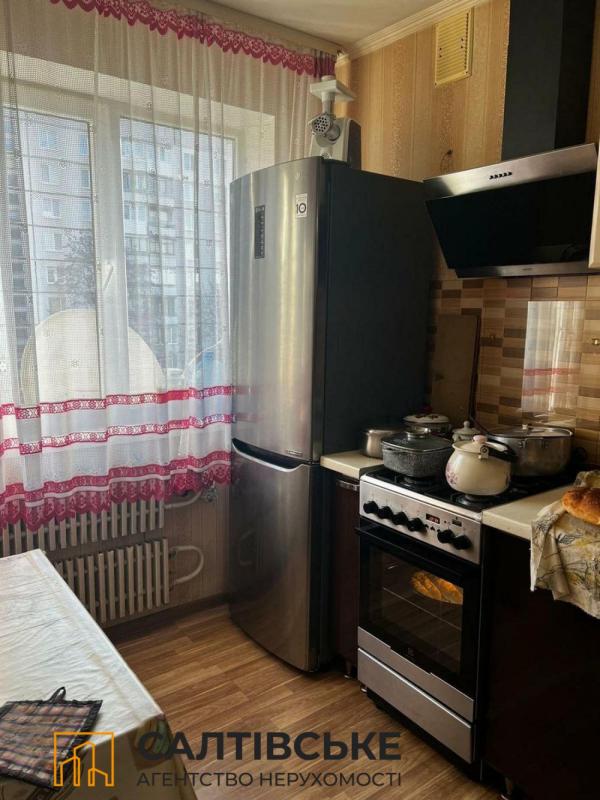 Sale 4 bedroom-(s) apartment 62 sq. m., Hvardiytsiv-Shyronintsiv Street 73а