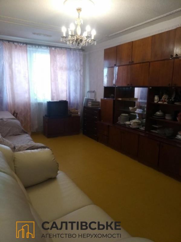 Продаж 2 кімнатної квартири 47 кв. м, Амосова вул. 9