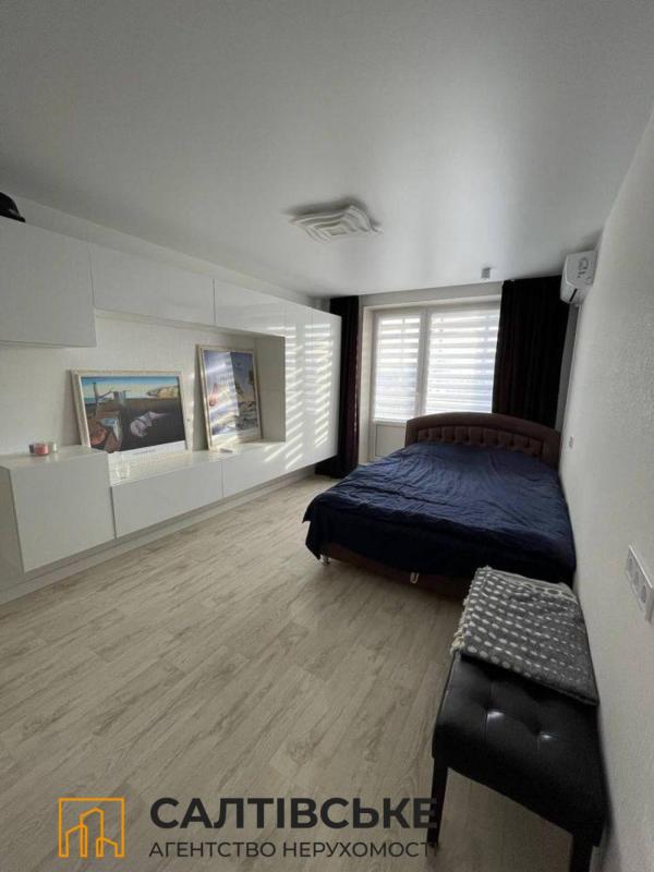 Sale 1 bedroom-(s) apartment 33 sq. m., Heroiv Pratsi Street 37