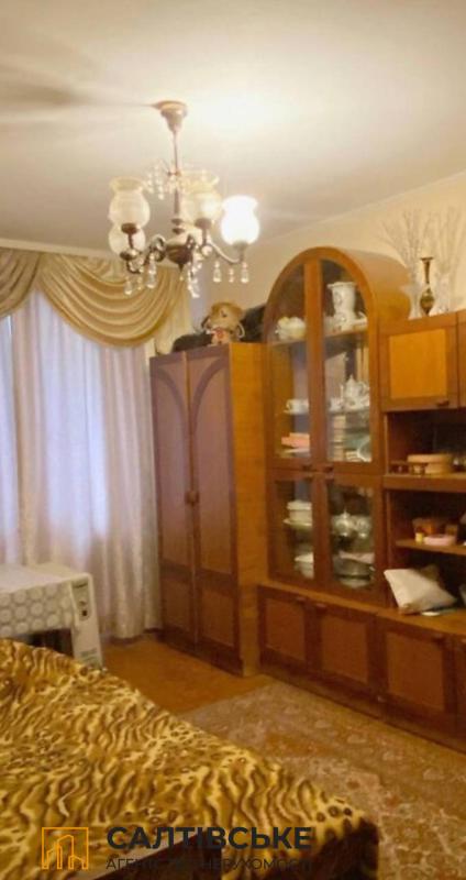 Продажа 2 комнатной квартиры 46 кв. м, Амосова ул. 36