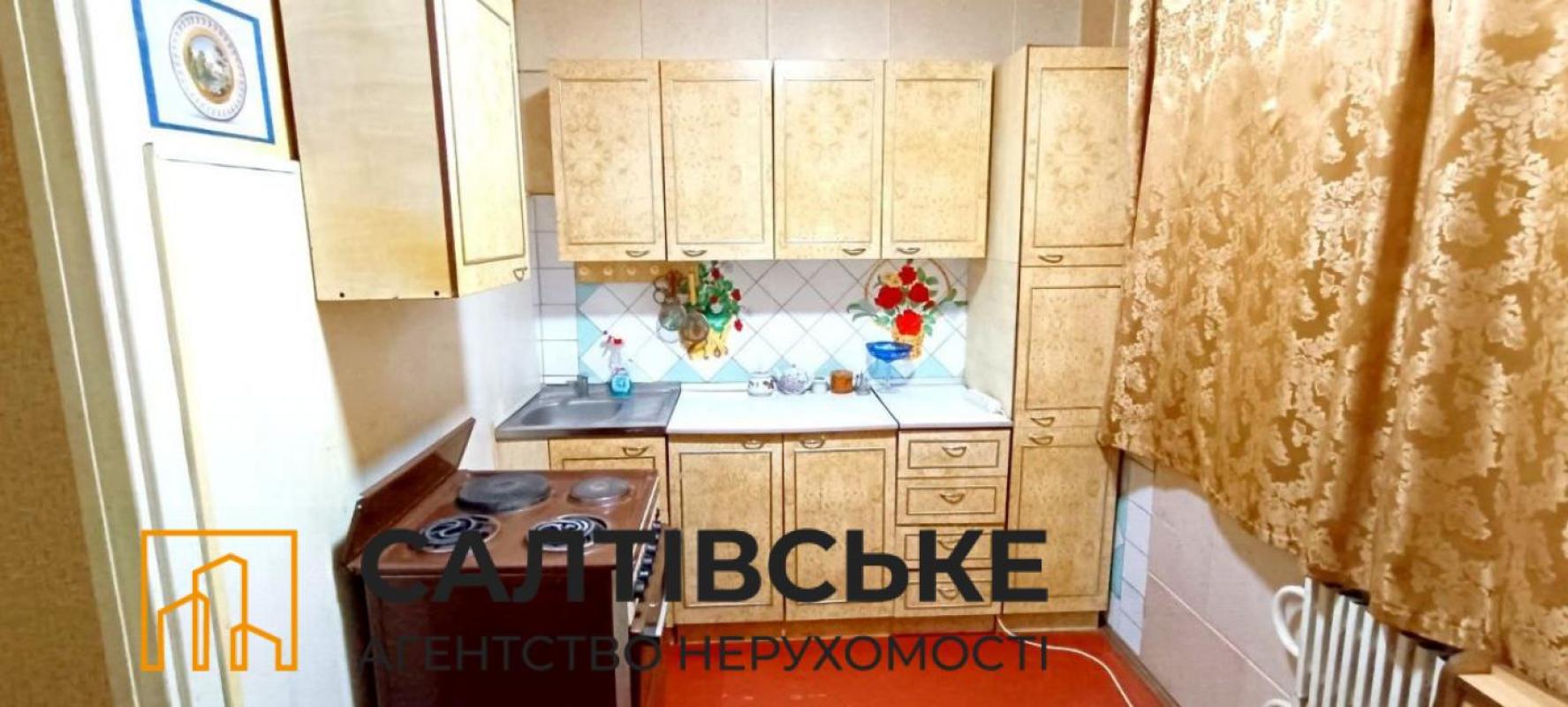 Продаж 3 кімнатної квартири 65 кв. м, Тракторобудівників просп. 152