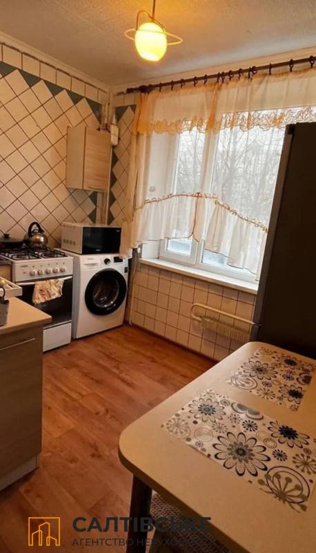 Продажа 2 комнатной квартиры 46 кв. м, Гвардейцев-Широнинцев ул. 44