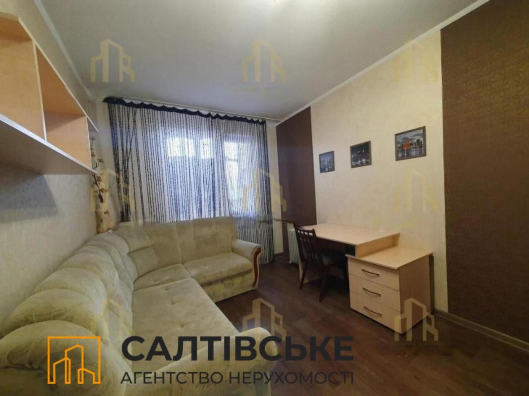 Продаж 3 кімнатної квартири 65 кв. м, Валентинівська вул. (Блюхера) 62