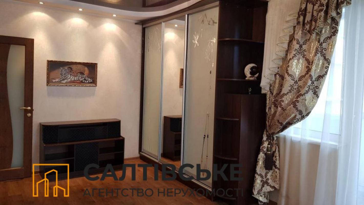 Sale 2 bedroom-(s) apartment 50 sq. m., Amosova Street 32