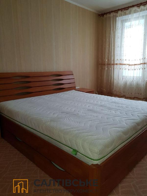 Продажа 3 комнатной квартиры 65 кв. м, Академика Павлова ул. 162