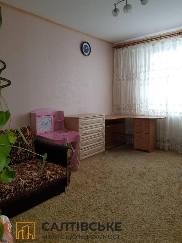 Продаж 3 кімнатної квартири 65 кв. м, Академіка Павлова вул. 162