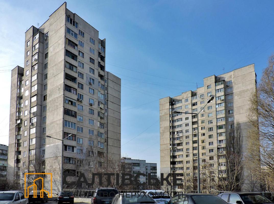 Продаж 2 кімнатної квартири 56 кв. м, Дружби Народів вул. 244