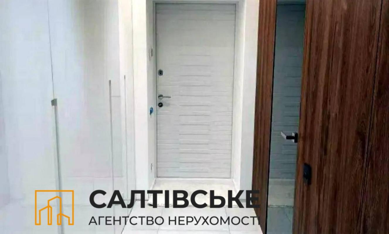 Sale 1 bedroom-(s) apartment 36 sq. m., Drahomanova Street 4