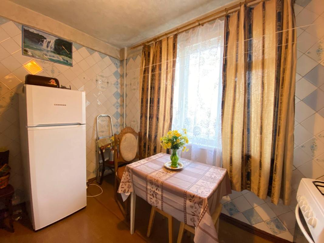 Sale 3 bedroom-(s) apartment 71.8 sq. m., Klochkivska Street 150а