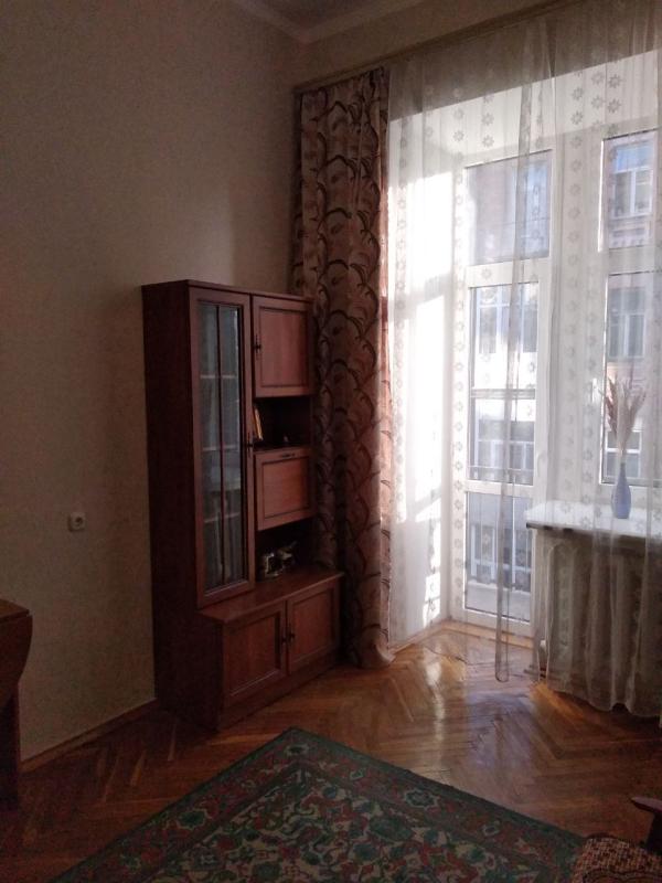Long term rent 1 bedroom-(s) apartment Saksahanskoho Street 12а