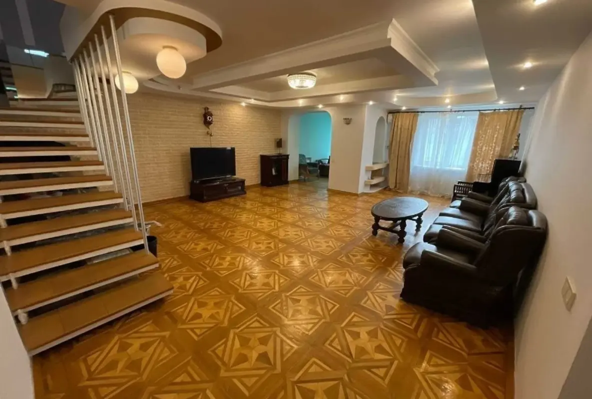 Apartment for sale - Lukianivska Street 63
