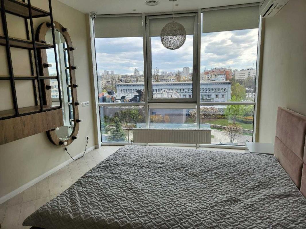 Long term rent 2 bedroom-(s) apartment Beresteiska Avenue (Peremohy Avenue) 26