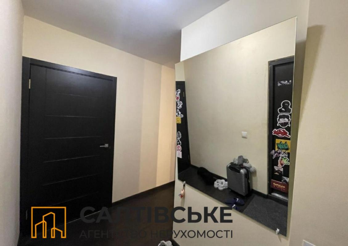 Sale 1 bedroom-(s) apartment 33 sq. m., Heroiv Pratsi Street 70