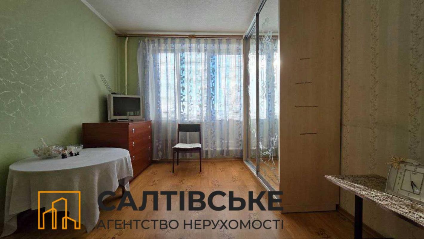 Продаж 1 кімнатної квартири 27 кв. м, Гвардійців-Широнінців вул. 21