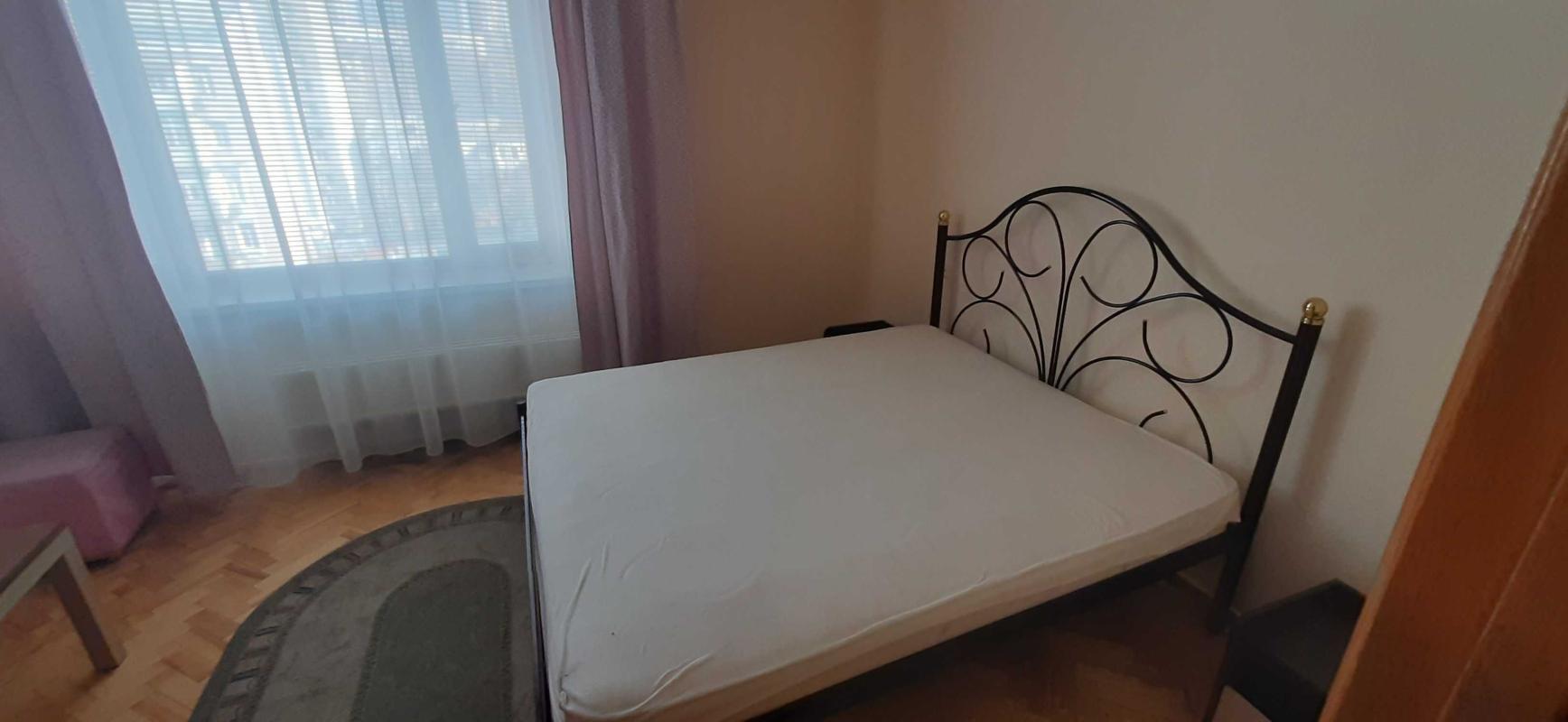 Long term rent 2 bedroom-(s) apartment Antonovycha Street (Horkoho Street) 102