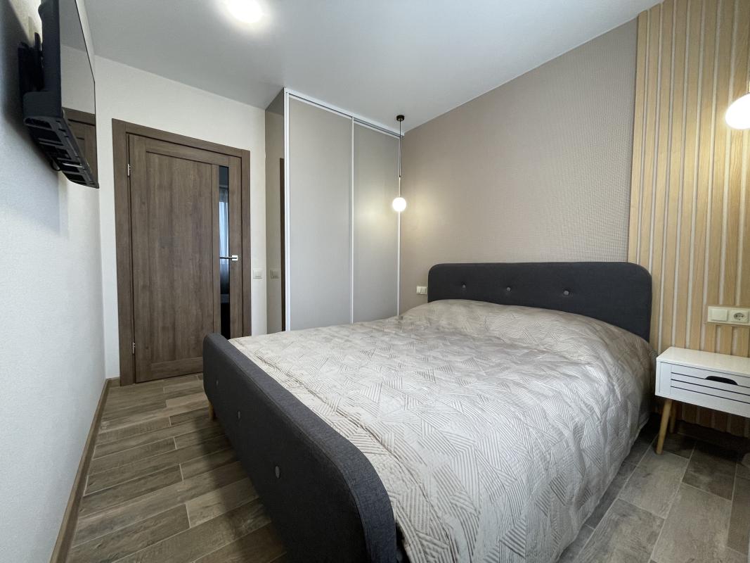 Long term rent 1 bedroom-(s) apartment Yelyzavetynska Street 7а