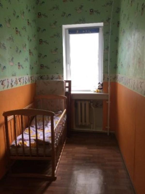 Long term rent 5 bedroom-(s) apartment Korolenka Street 19