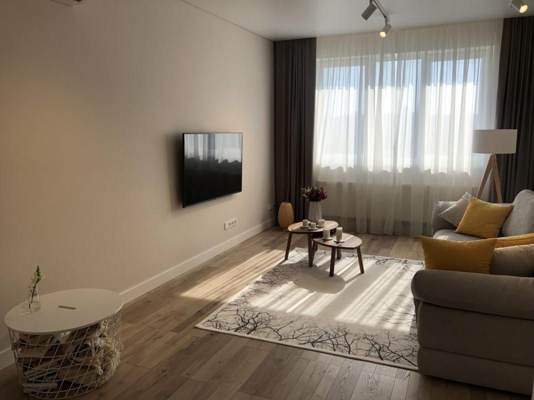 Long term rent 1 bedroom-(s) apartment Andriia Abolmasova Street 7