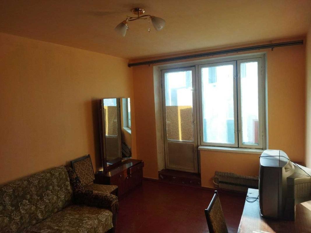 Sale 3 bedroom-(s) apartment 65 sq. m., Ruslana Plokhodka Street 15