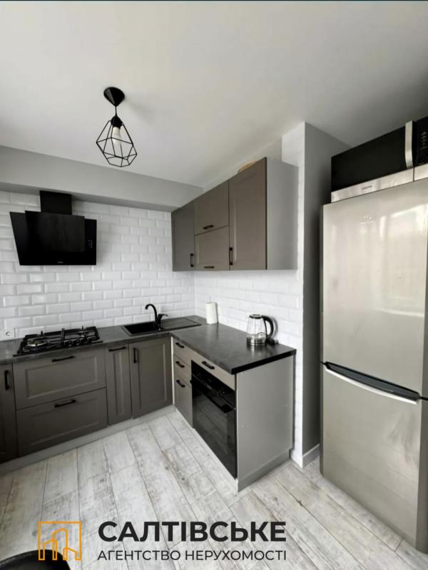 Sale 3 bedroom-(s) apartment 65 sq. m., Hvardiytsiv-Shyronintsiv Street 62
