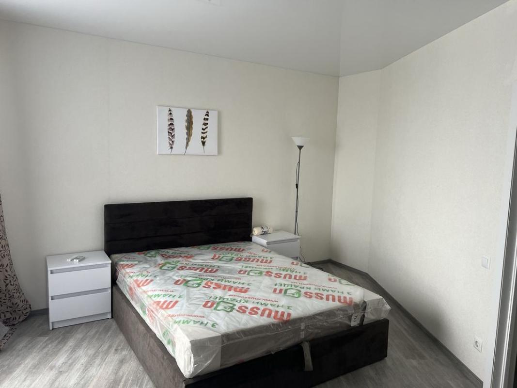 Long term rent 1 bedroom-(s) apartment Zarichna Street 1в