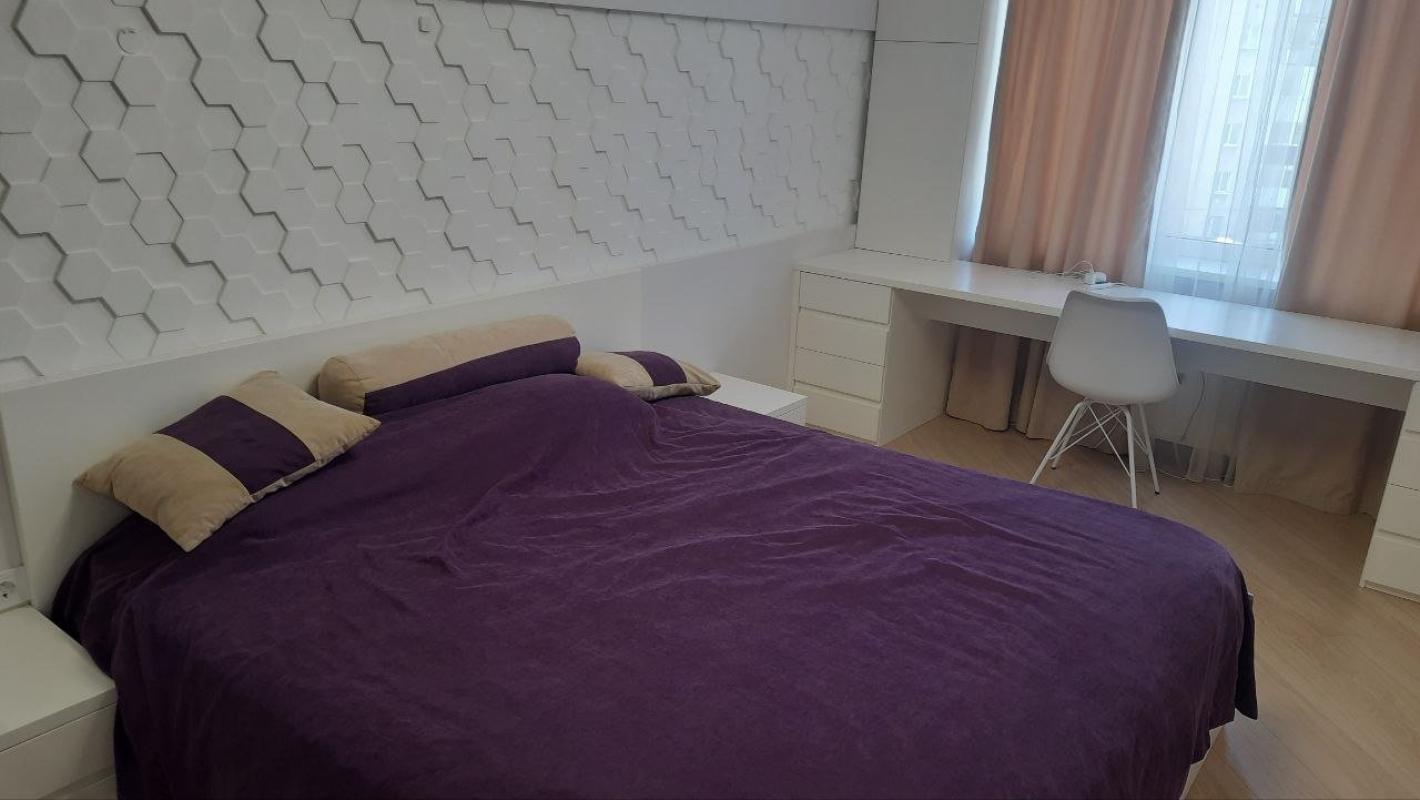 Sale 2 bedroom-(s) apartment 63 sq. m., Sadovyi Pass