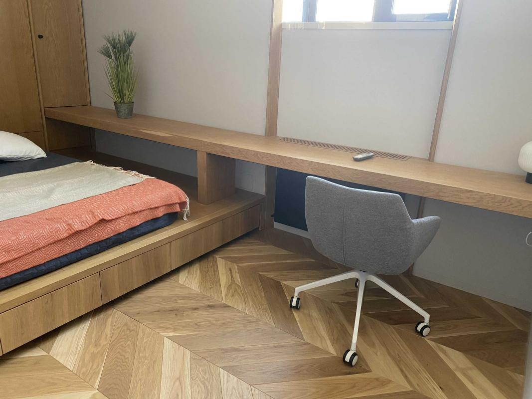 Long term rent 3 bedroom-(s) apartment Bessarabska Square 5