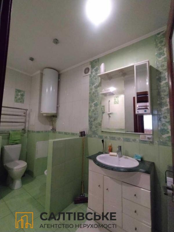 Sale 3 bedroom-(s) apartment 82 sq. m., Druzhby Narodiv Street 228а