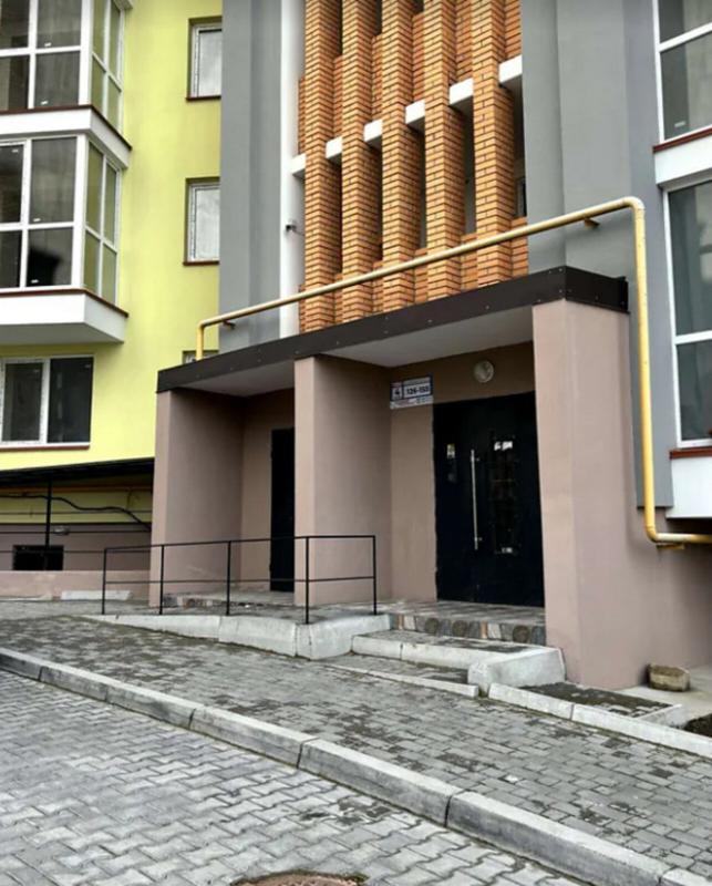 Sale 3 bedroom-(s) apartment 98 sq. m., Volodymyra Velykoho Street