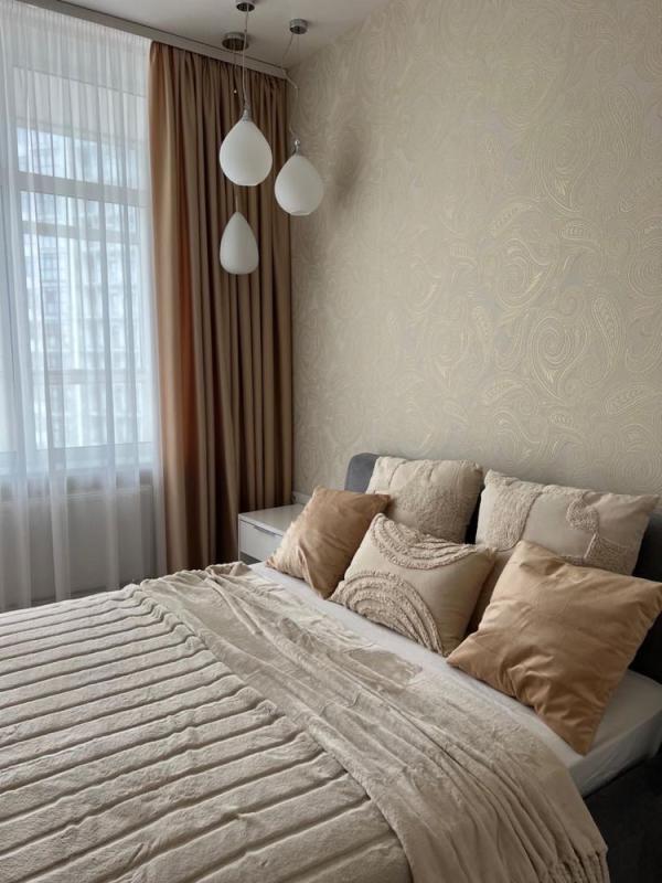 Long term rent 2 bedroom-(s) apartment Andriia Verkhohliada Street (Mykhaila Drahomyrova Street) 20