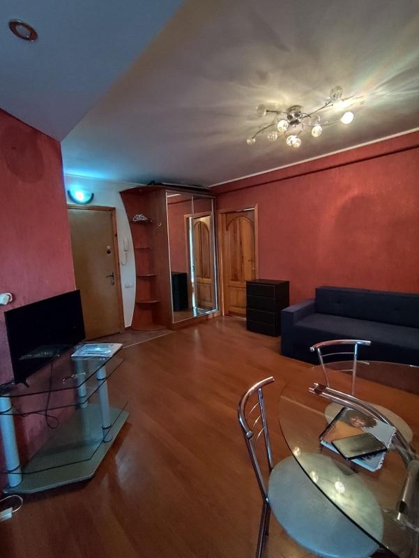 Продаж 2 кімнатної квартири 49 кв. м, Миколи Мурашка вул. 4б