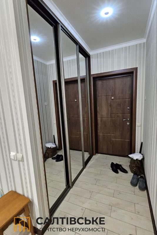 Продаж 2 кімнатної квартири 76 кв. м, Гвардійців-Широнінців вул. 70б