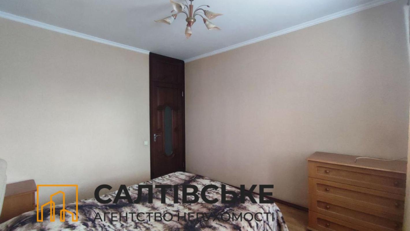 Продаж 3 кімнатної квартири 64 кв. м, Академіка Павлова вул. 321/20