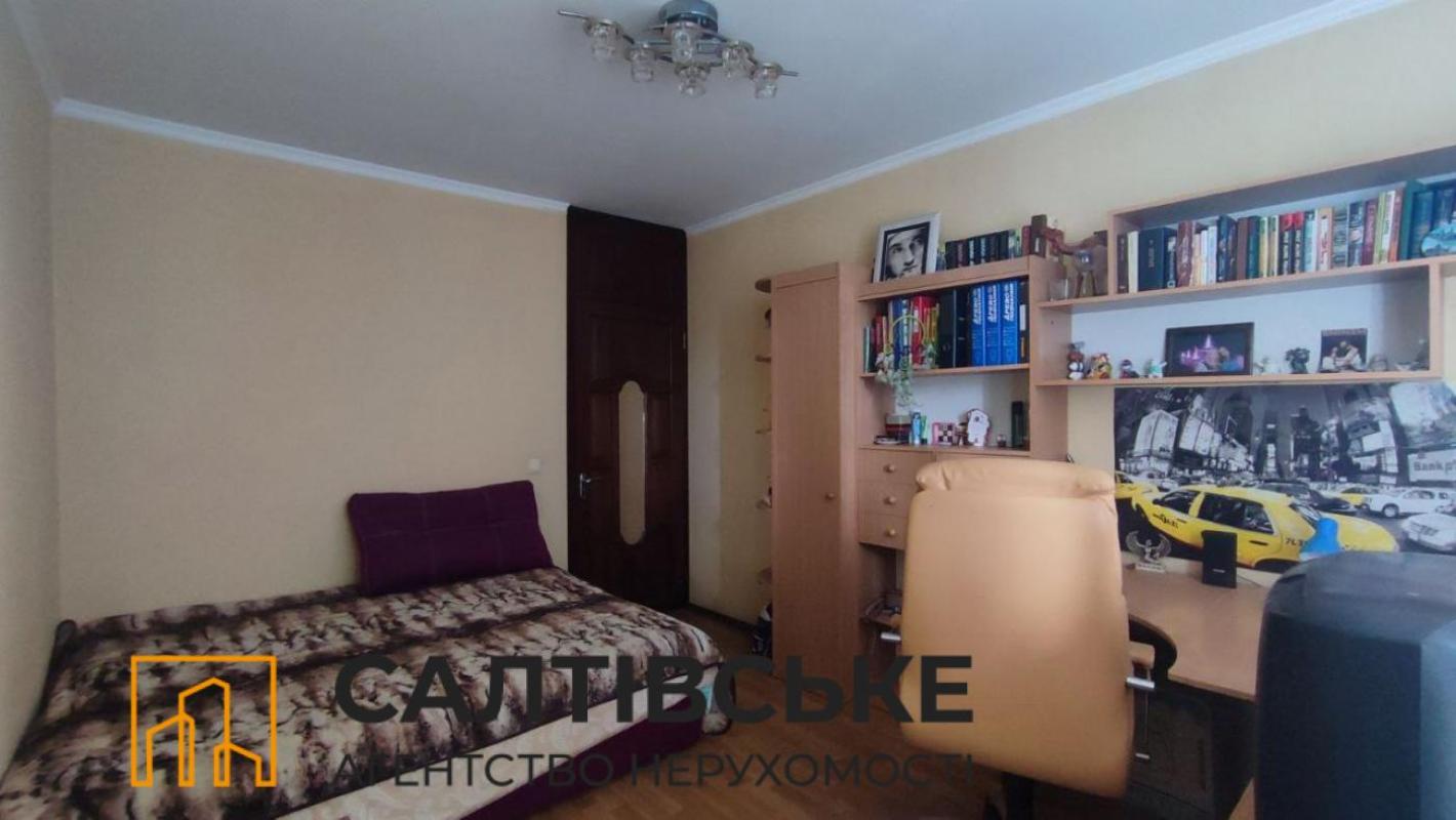 Sale 3 bedroom-(s) apartment 64 sq. m., Akademika Pavlova Street 321/20