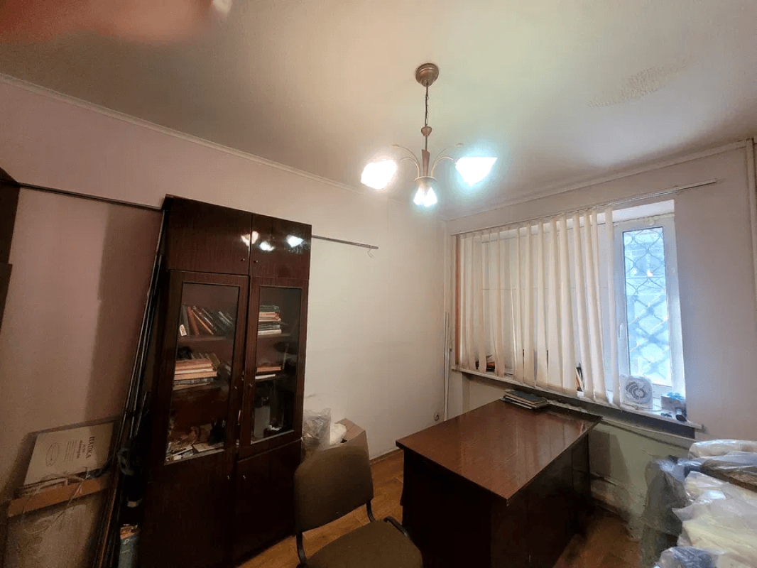 Sale 2 bedroom-(s) apartment 39 sq. m., Myronosytska Street 88