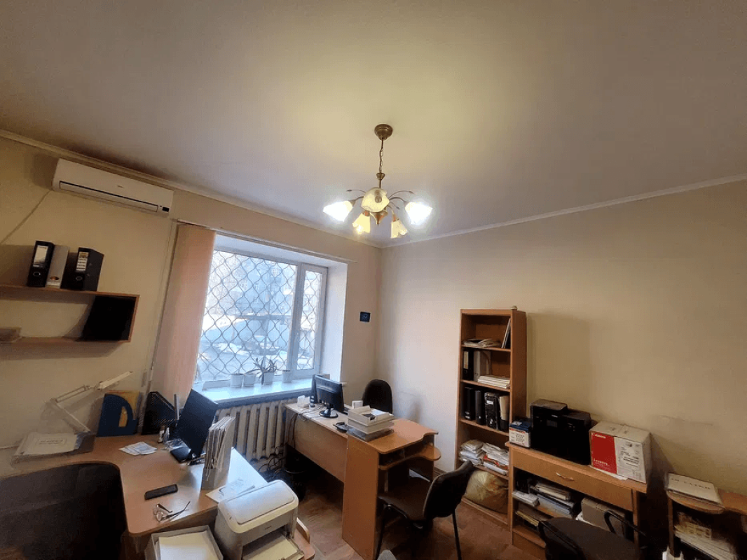 Продаж 2 кімнатної квартири 39 кв. м, Мироносицька вул. 88