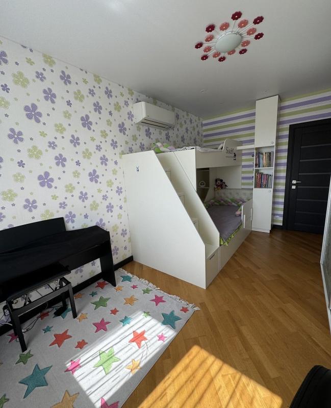 Sale 3 bedroom-(s) apartment 98 sq. m., Sukhumska Street 11