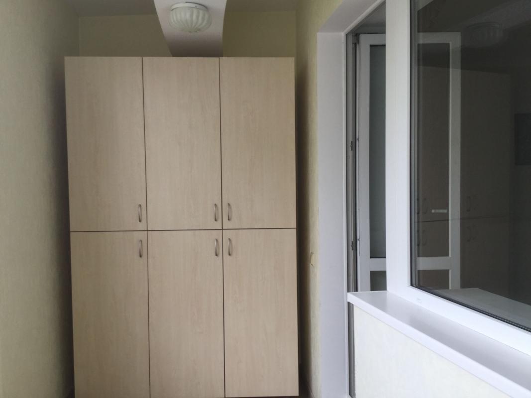 Long term rent 1 bedroom-(s) apartment Sribnokilska Street 12