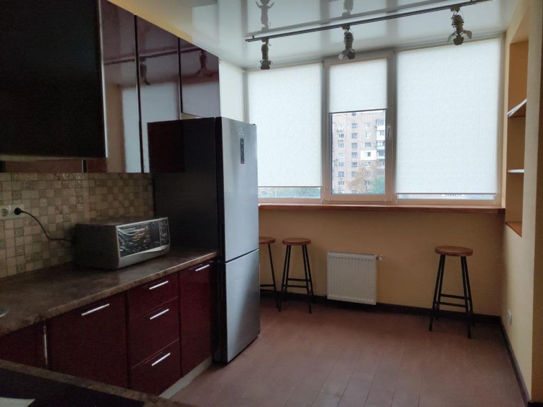 Long term rent 1 bedroom-(s) apartment Serpova Street 4В