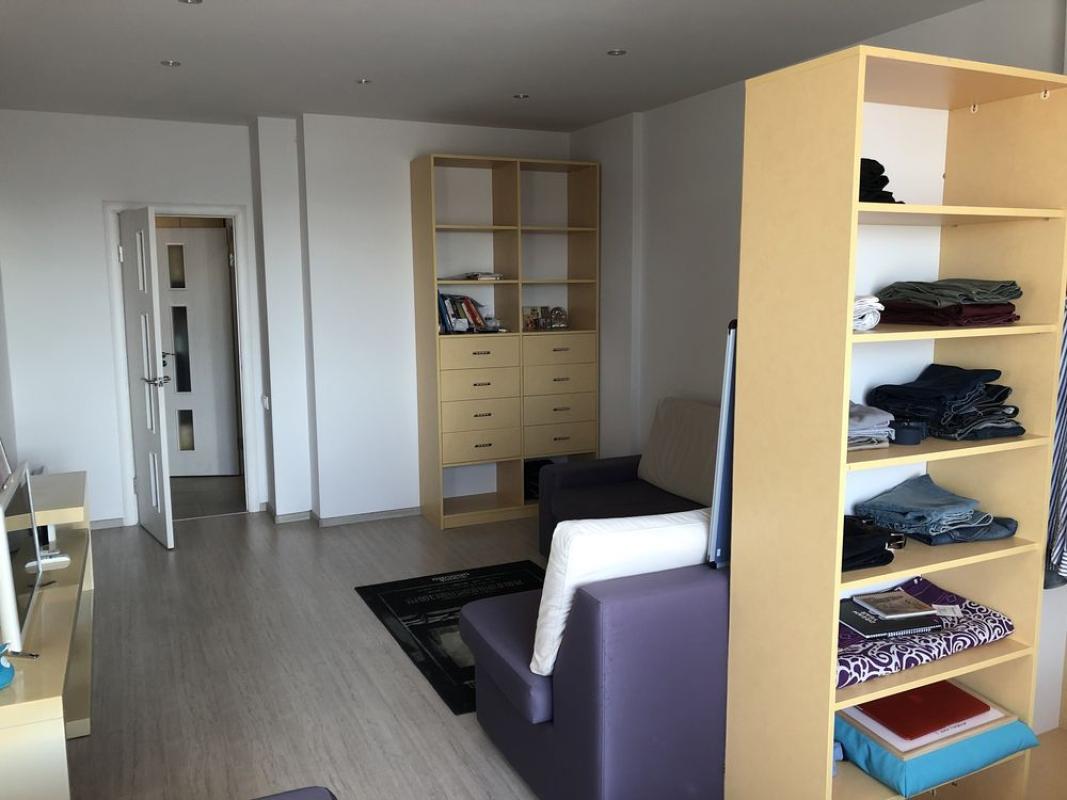 Sale 1 bedroom-(s) apartment 52 sq. m., Kharkivske Road 19