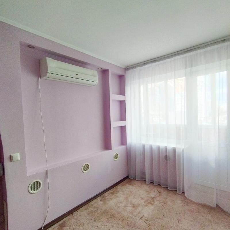 Sale 3 bedroom-(s) apartment 68 sq. m., Panteleimona Kulisha Street (Cheliabinska Street) 17