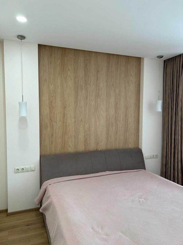 Sale 2 bedroom-(s) apartment 68 sq. m., Yevhena Sverstiuka Street 6