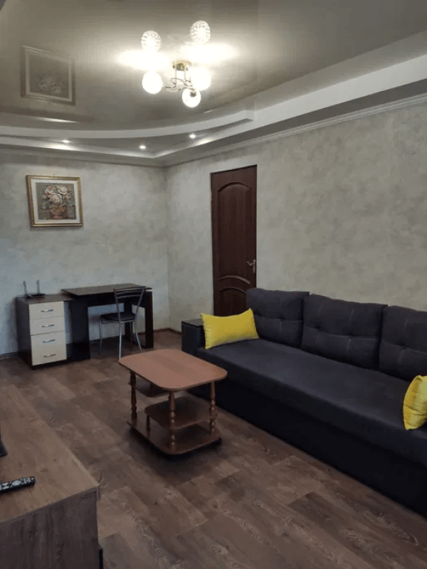 Long term rent 2 bedroom-(s) apartment Heroiv Kharkova Avenue (Moskovskyi Avenue) 210/2