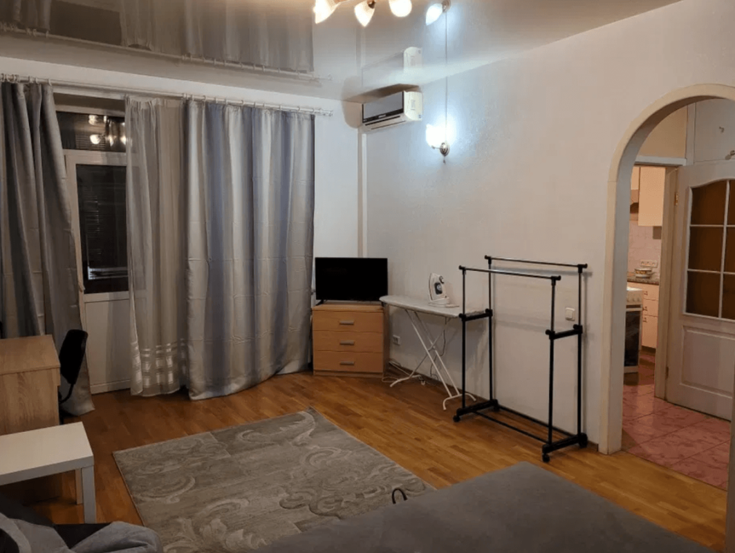 Long term rent 1 bedroom-(s) apartment Otakara Yarosha Street 27