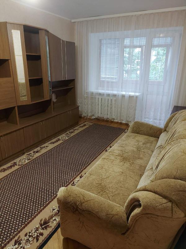 Long term rent 1 bedroom-(s) apartment Severyna Pototskoho Street (Simnadtsiatoho Partzizdu Street) 6