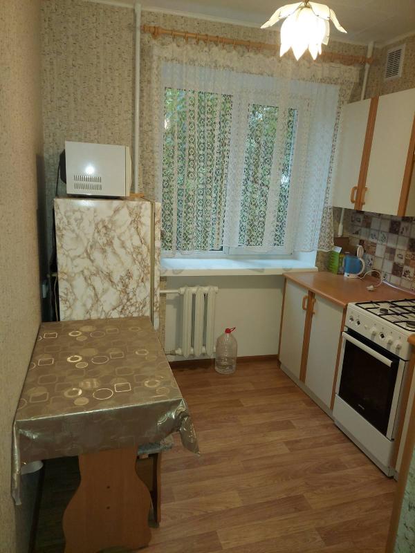 Long term rent 1 bedroom-(s) apartment Severyna Pototskoho Street (Simnadtsiatoho Partzizdu Street) 6